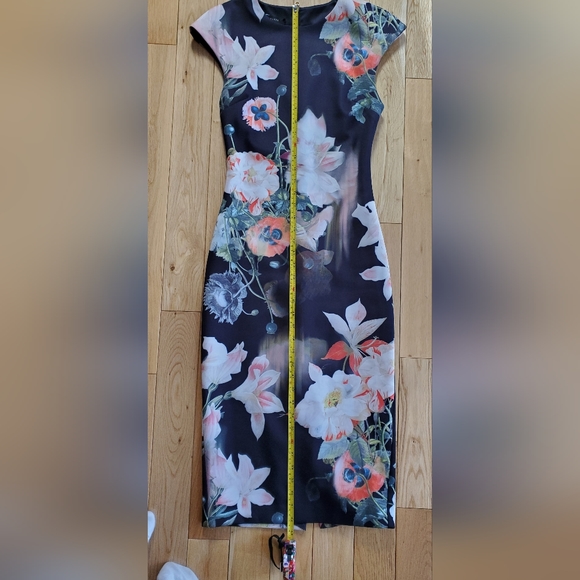 Ted Baker Opulent Bloom Fitted Midi Dress, size Ted 1 (US4) - Picture 11 of 11